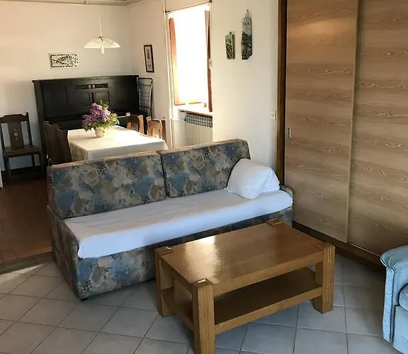 아파트 Marina 브르사르